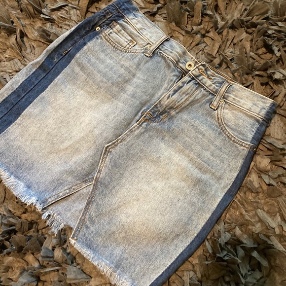 Skirt - Picture 3 of 6